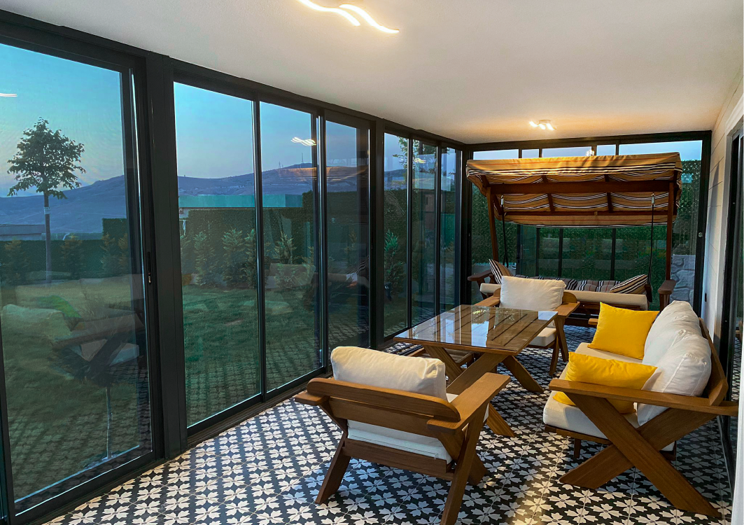 Cam Balkon Sistemleri